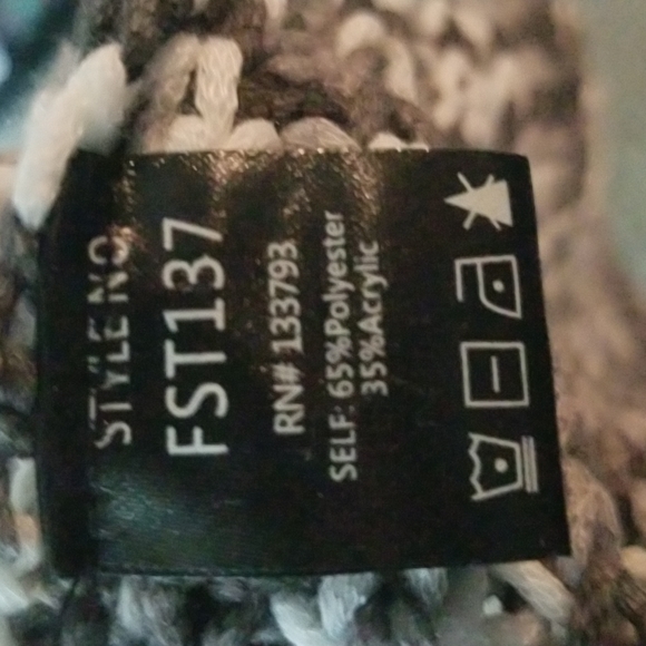 Pol sweater - Picture 8 of 9